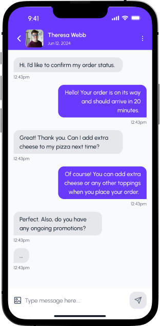 Customer Chat screen in the Foodie restaurant app